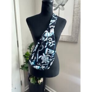 NWT Vera Bradley Lighten Up Essential Compact Sling Shore Enough